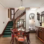Victorian Cityside Sanctuary